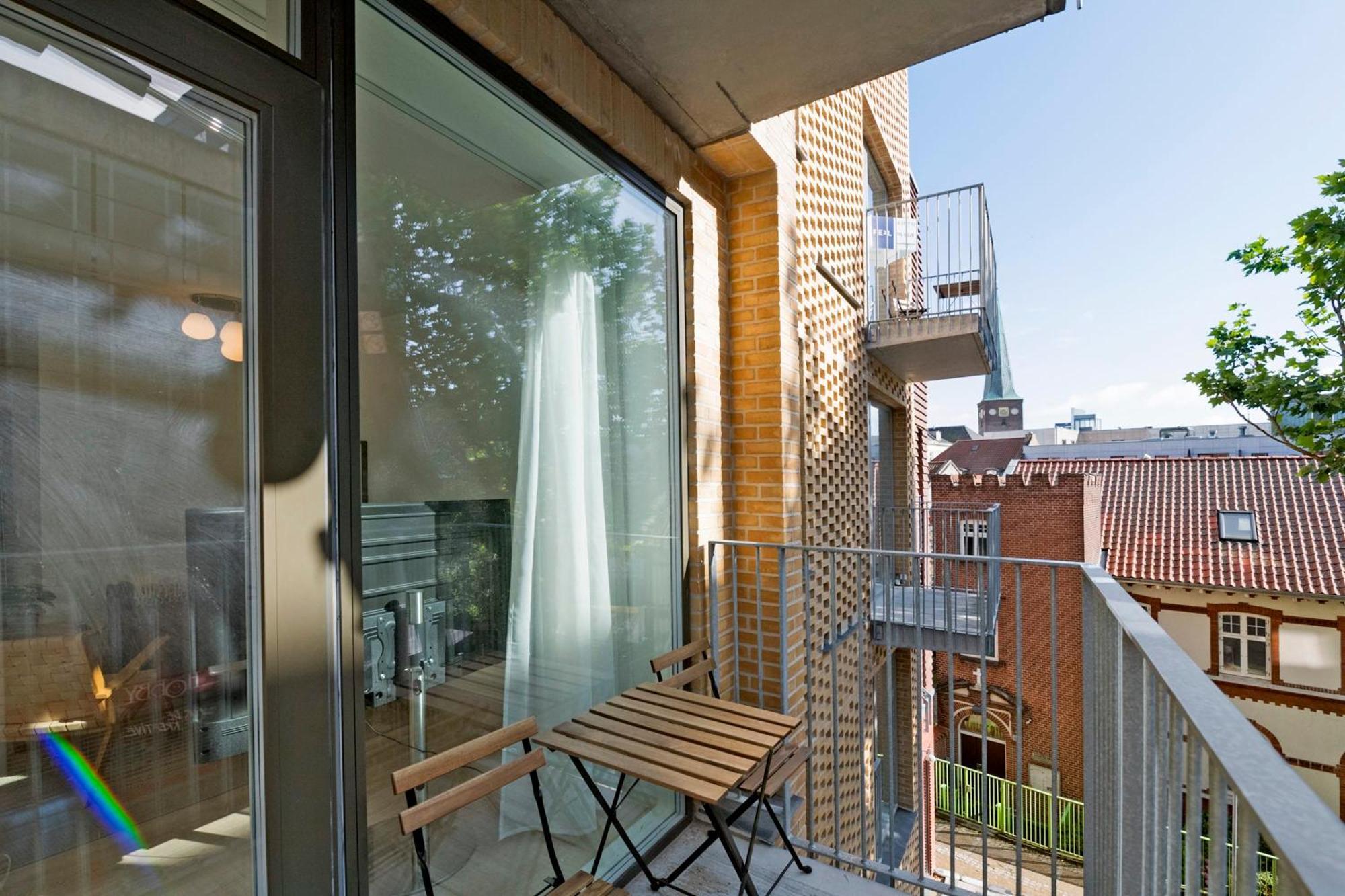 Inner City Grand Suite Århus 外观 照片